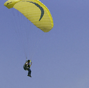 Ipek- Paragliding